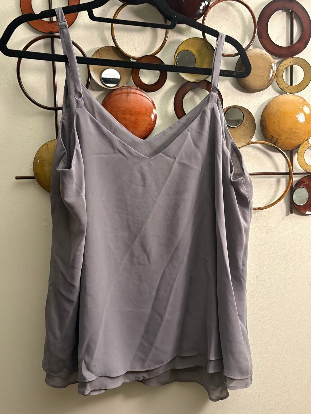 Torrid size 0 (xl) women’s tank top in a gray ish brown color.